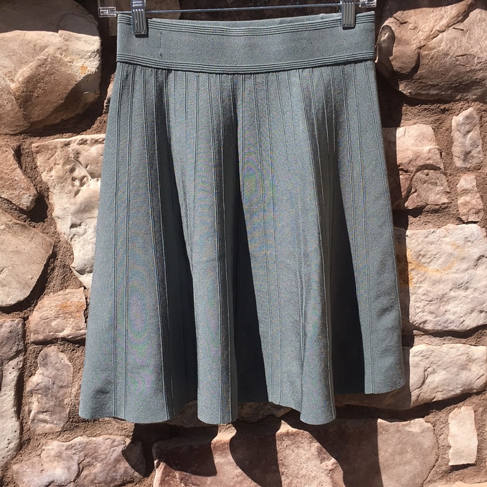 NWT H&M Flare Skirt Fine Knit Viscose Blend Size Small